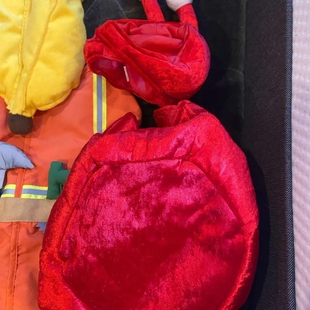 Dog Costume bundle - Picture 2 of 6